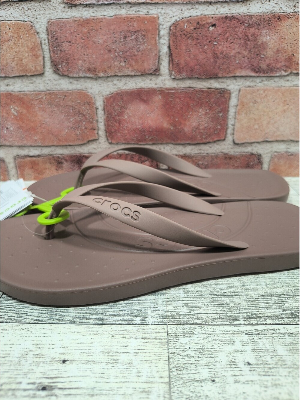 Crocs Flip Flops Men's Size 7 Women's Size 9 Mocha Sandals 210089-0LF NWT - Picture 1 of 9